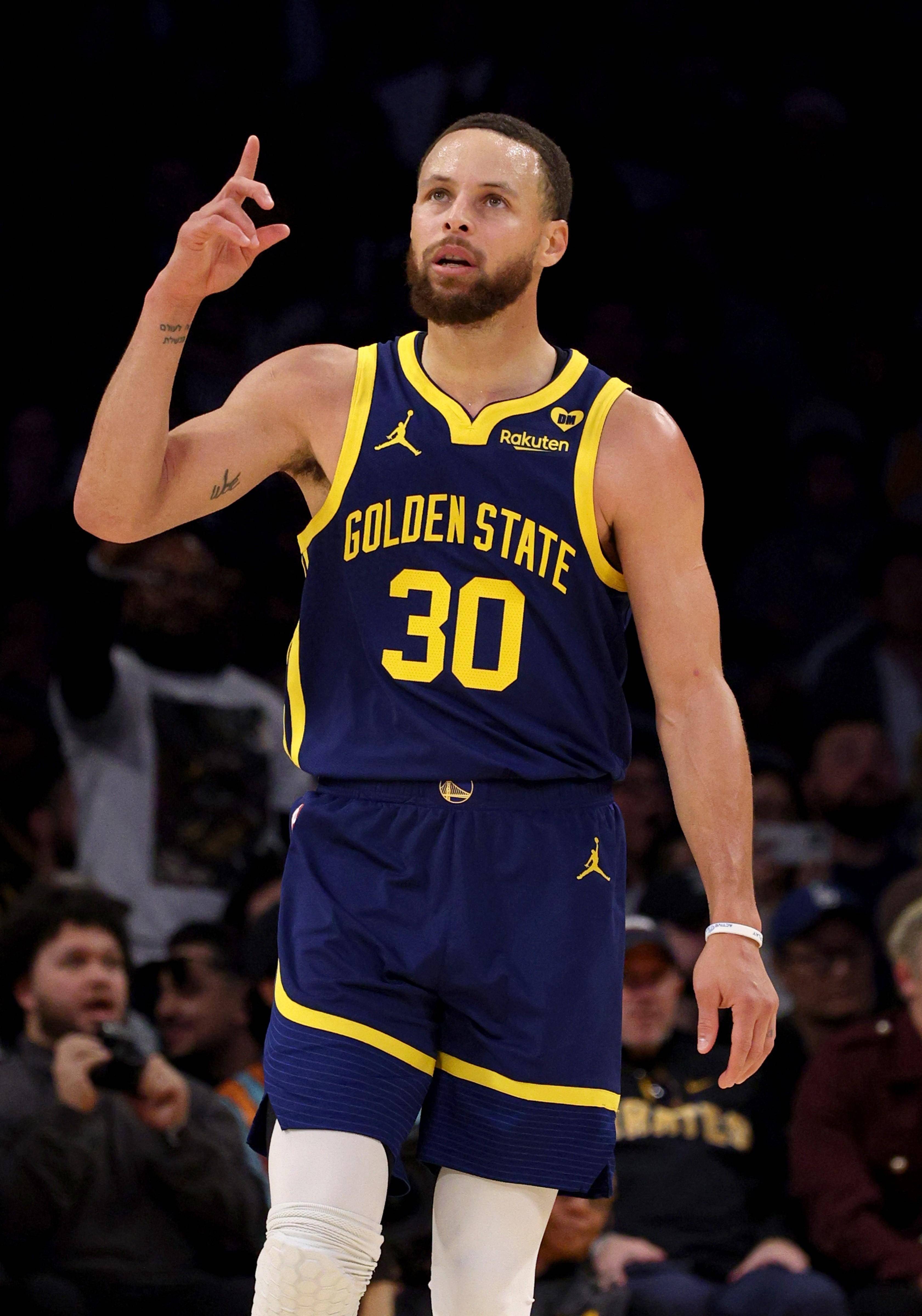 和靈活的攻 和靈活的攻